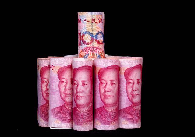 Yuan a picco contro il dollaro, Trump accusa la Cina di "manipolazione valutaria"
