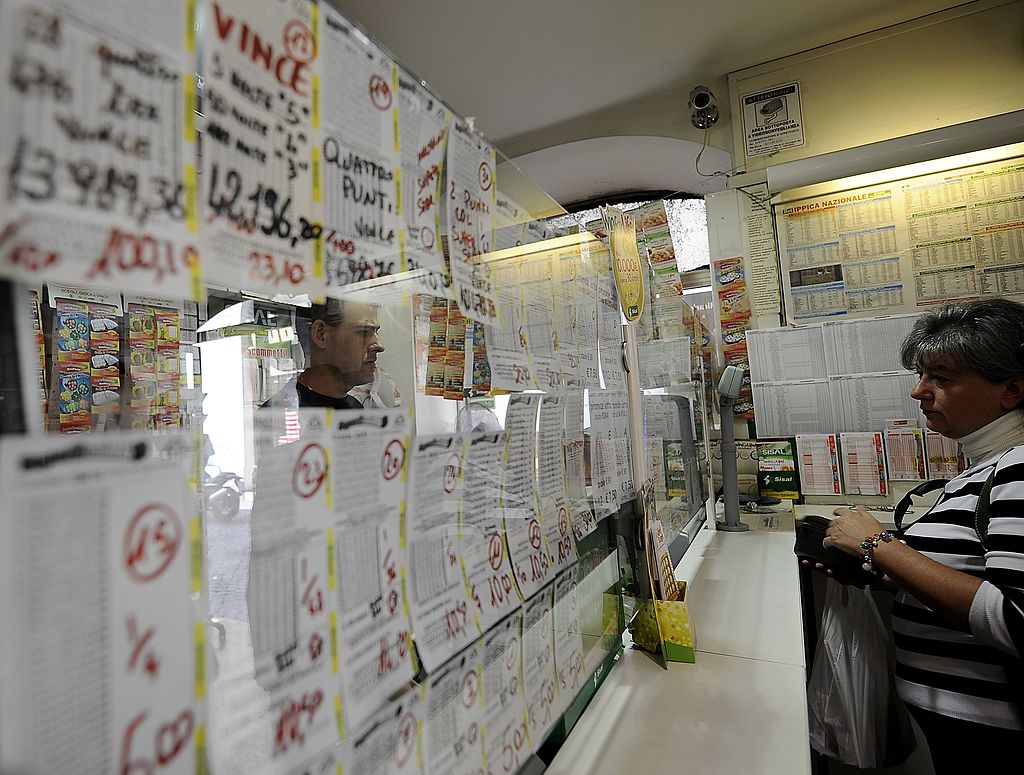 Superenalotto: secondo 6 dell'anno, vinti oltre 66 milioni. Ma una parte torna all'Erario