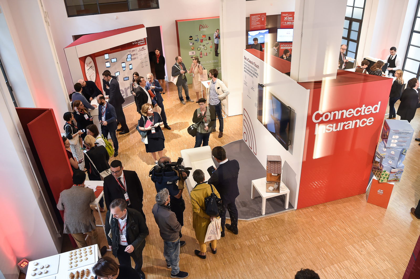 Investimenti: agli italiani piace il mattone ma sempre più anche i mercati finanziari