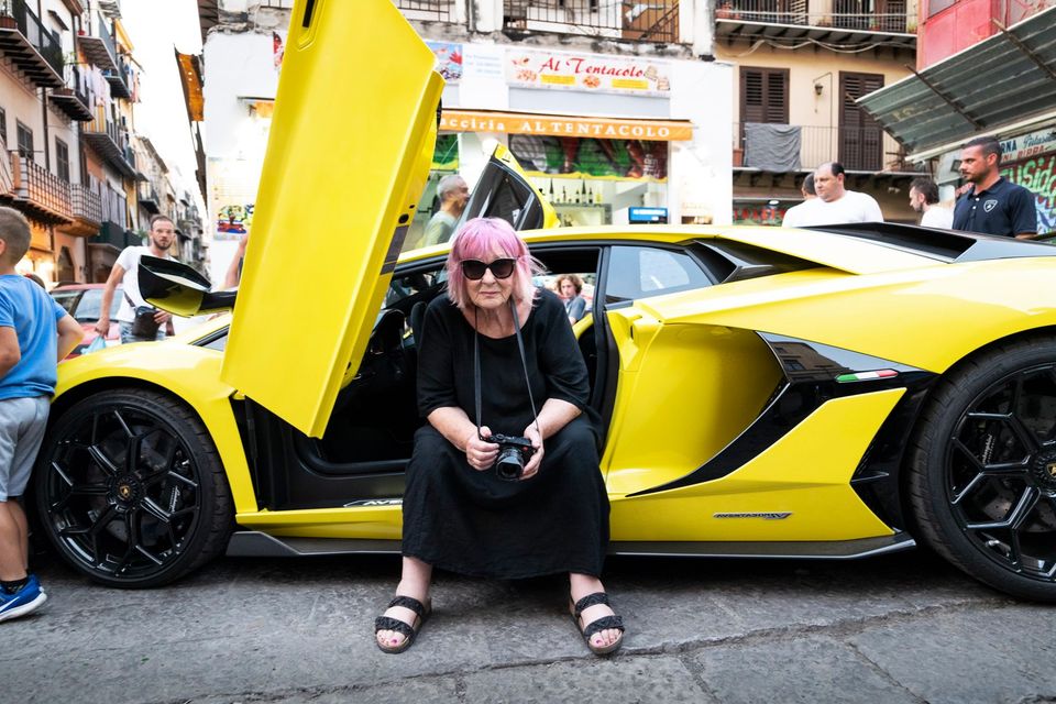 Foto di Letizia Battaglia per Lamborghini a Palermo