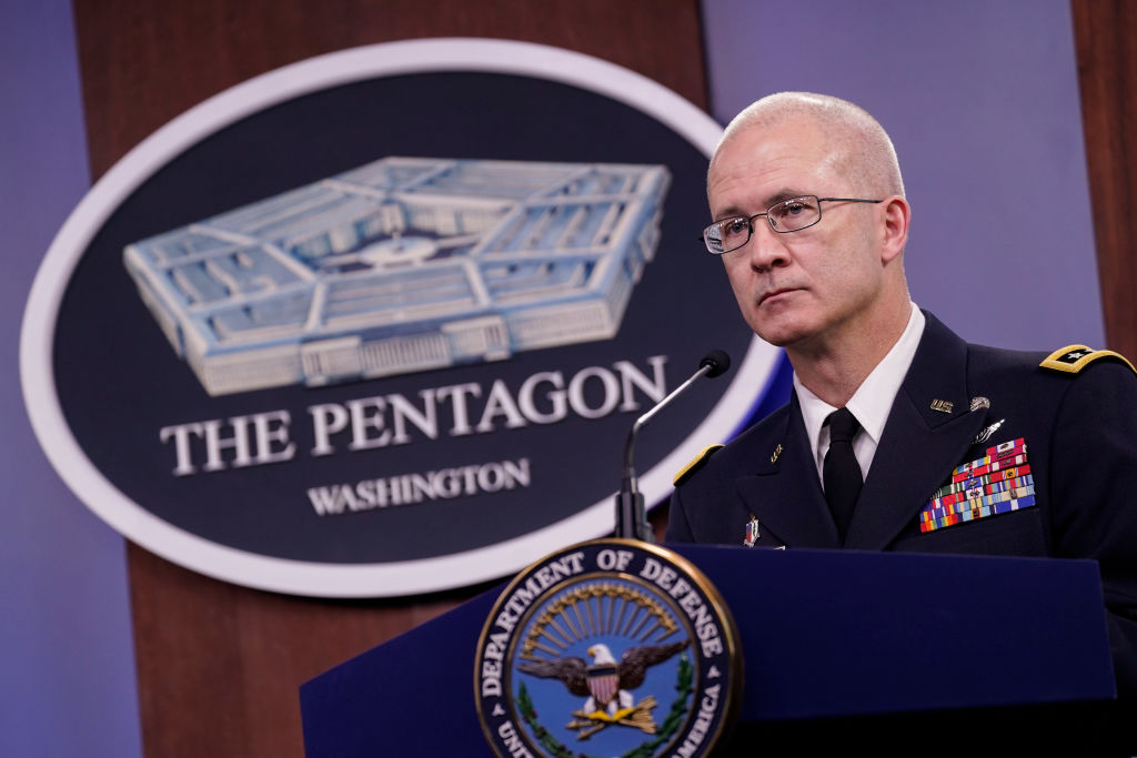 Hacker: dal Pentagono all'Fbi, l'attacco è durato mesi (e forse non è finito)