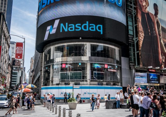 Nasdaq, che cosa sta succedendo al listino tecnologico?