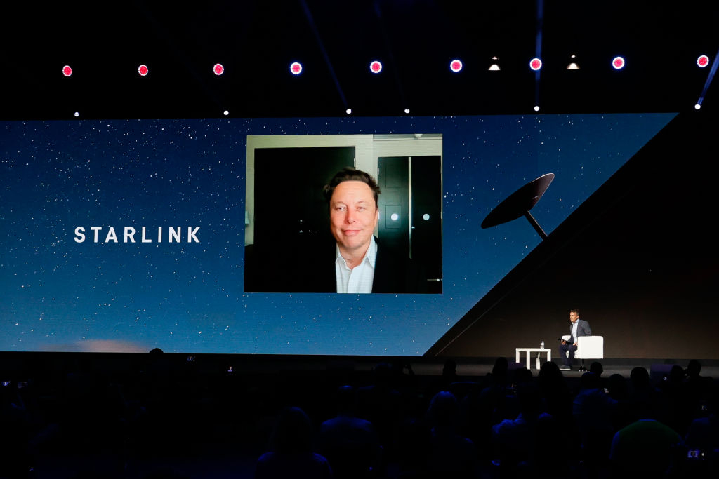 Musk: a Starlink servono fino a 30 miliardi di investimenti per evitare la bancarotta
