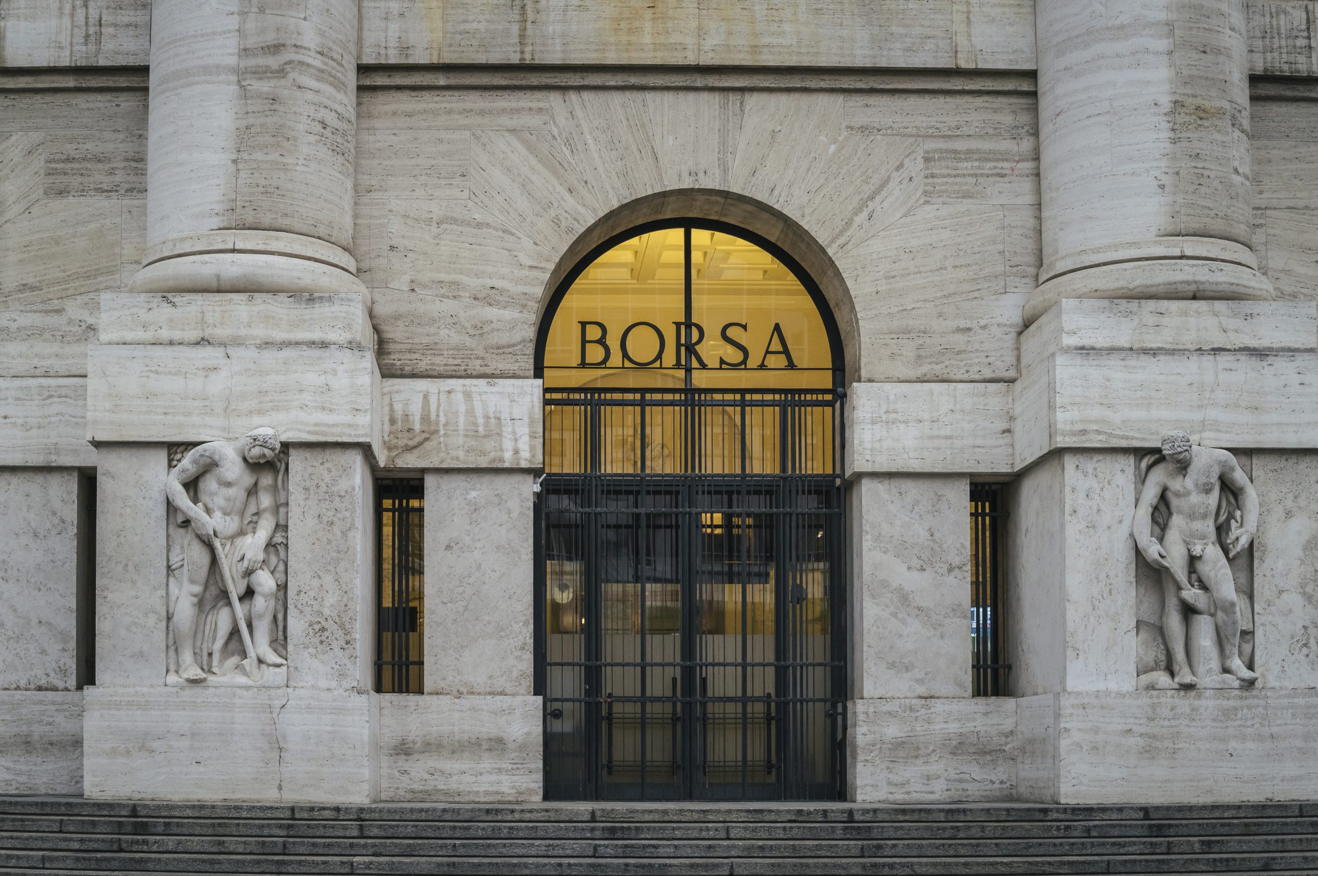 Borsa Italiana, la politica a difesa di Piazza Affari. Prosegue la ricerca del nuovo a.d.