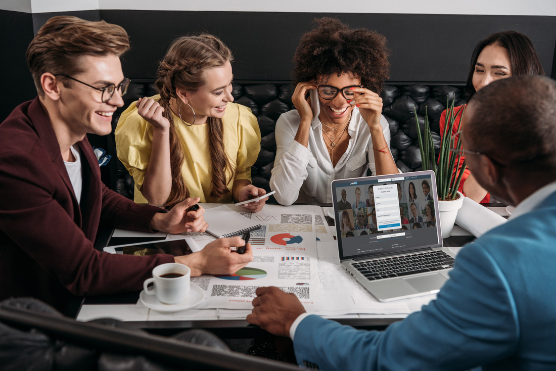 Studenti su LinkedIn: quando serve e come organizzare un profilo