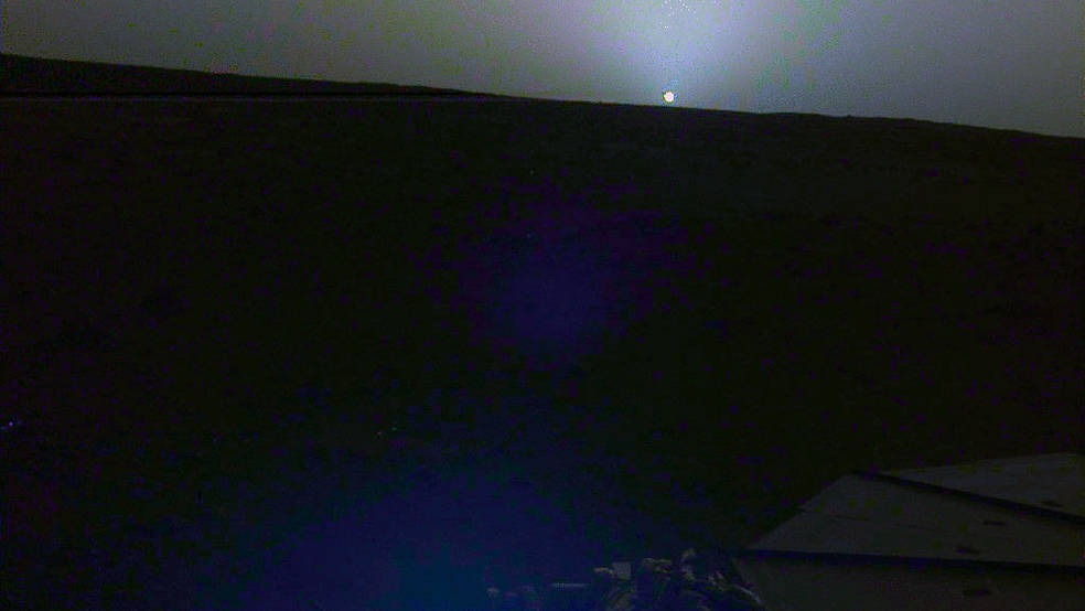 Esta versión con corrección de color muestra con mayor precisión la imagen como lo vería el ojo humano.