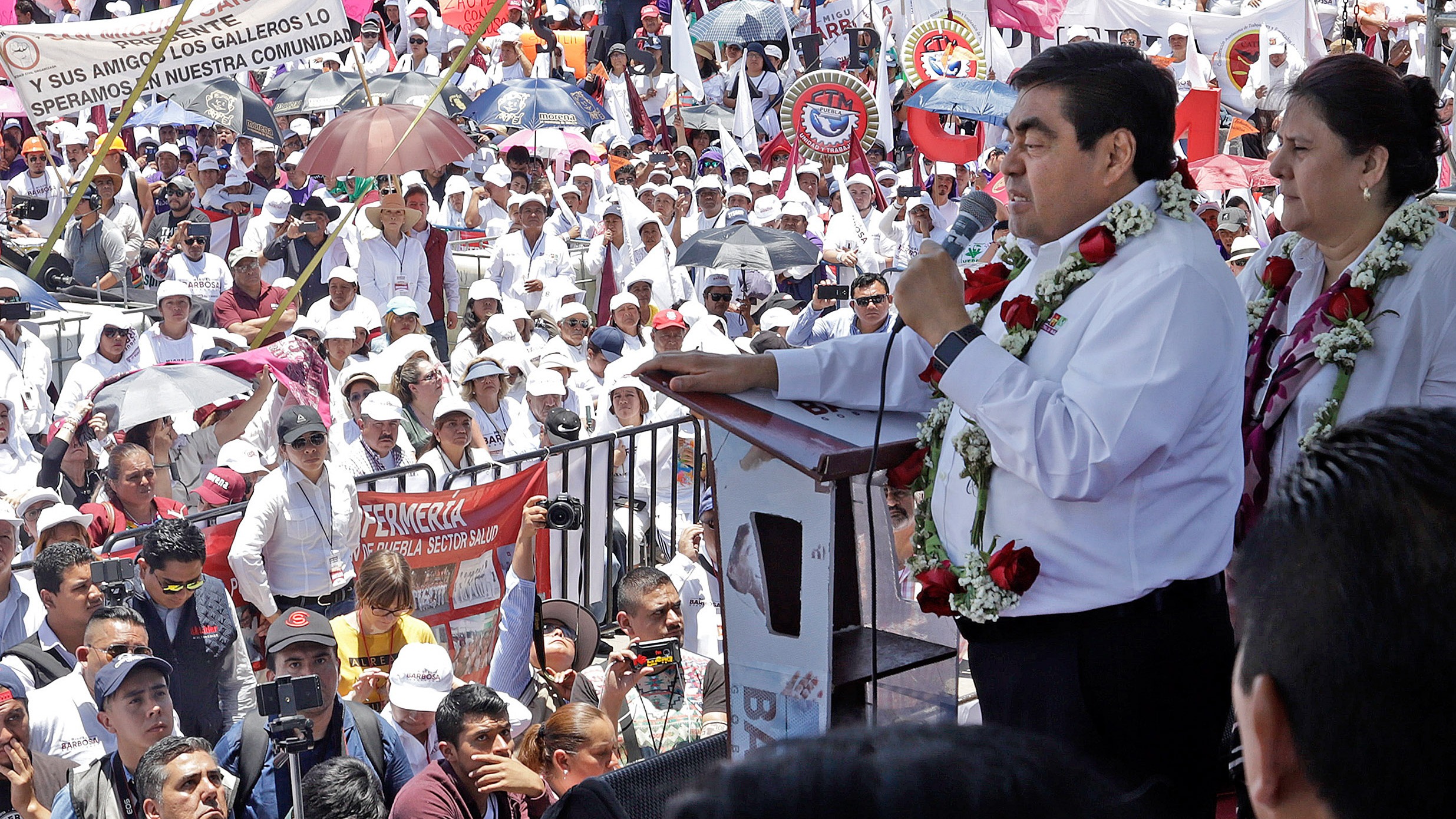 Realizan cierre de campaña candidatos a la gubernatura de Puebla