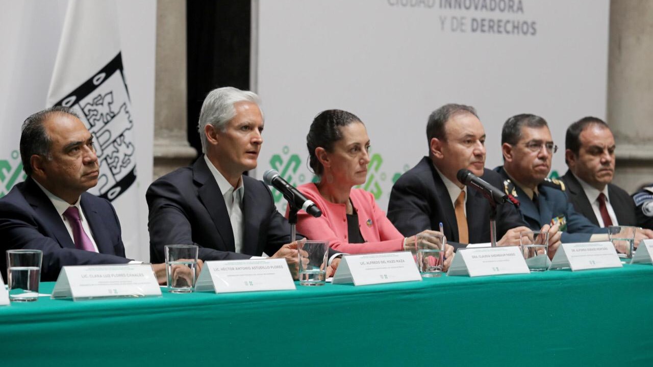 Del Mazo Maza subrayó que, en conjunto, se refuerzan las medidas para combatir otros delitos, como el robo en transporte público.