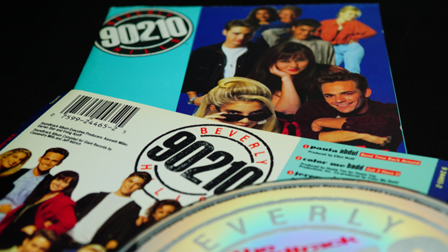 Beverly Hills 90210 marcó una época en la TV de los años 90.