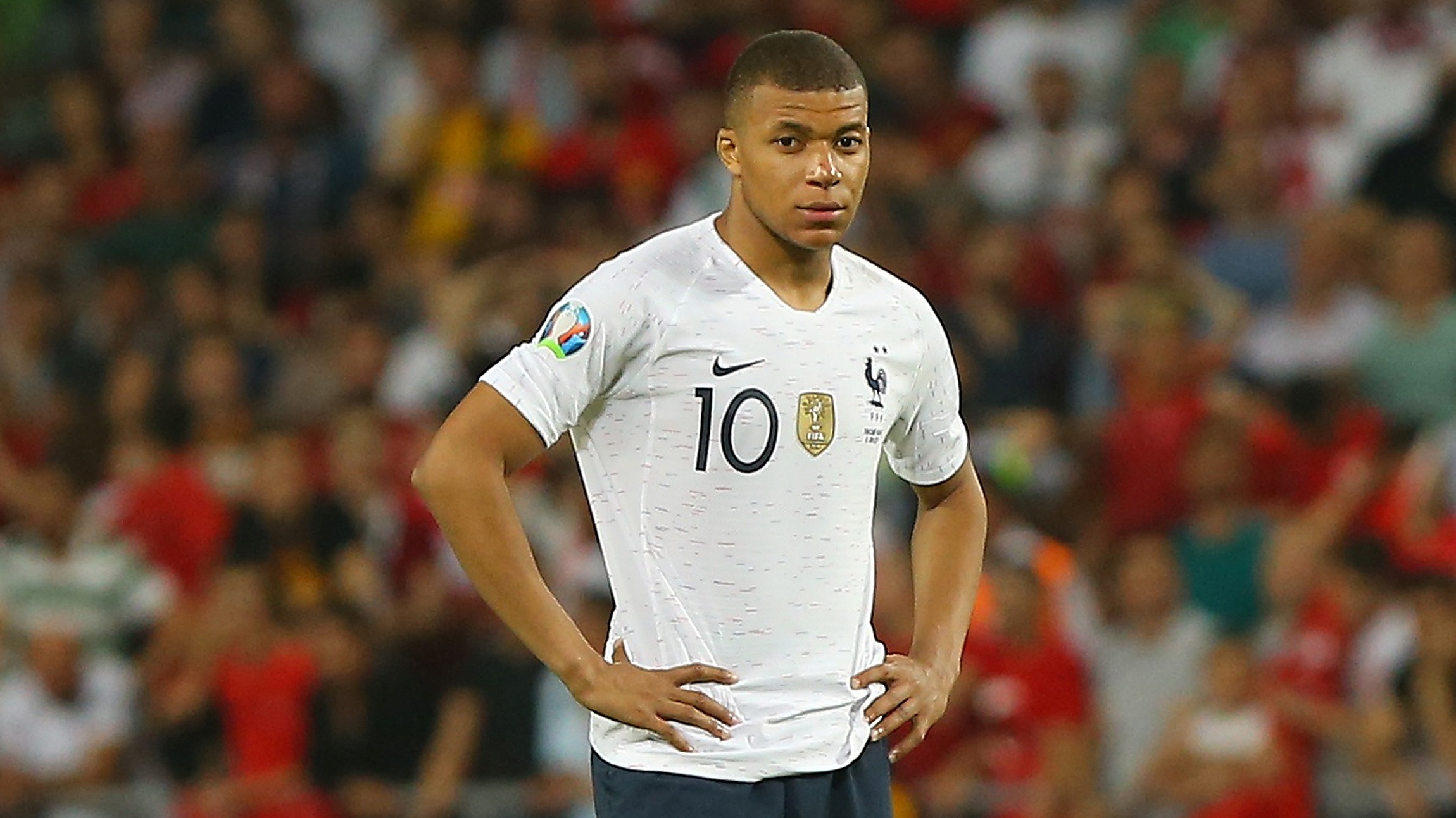 Fichar a Mbappé cuesta casi lo mismo que a Messi y CR7 juntos