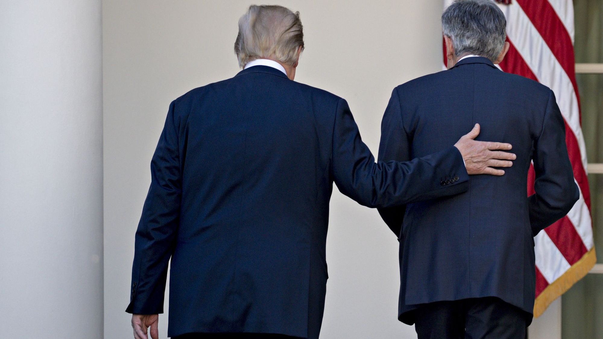 Trump analizó en febrero degradar de su cargo a Jerome Powell, presidente de la Fed: Bloomberg