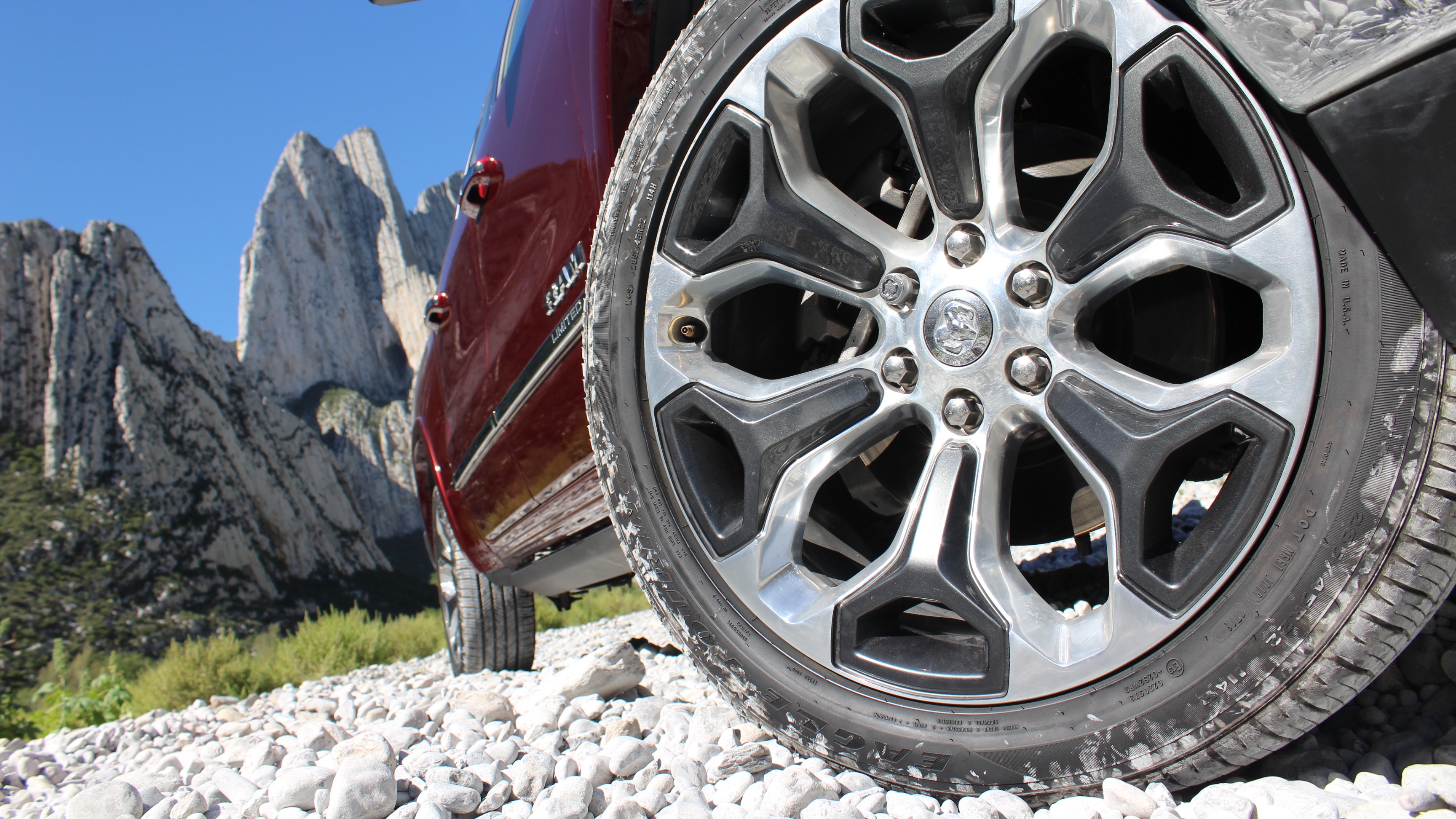 Vámonos pa'l norte en la RAM 1500 Limited