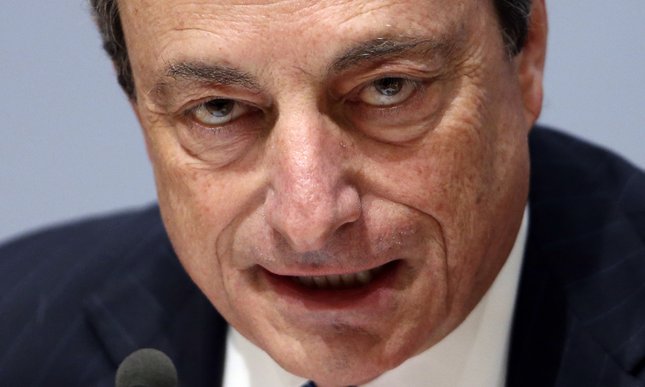 EBC przypomina Włochom, kto rządzi ich złotem