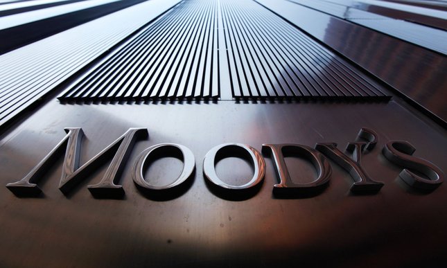 Moody's: Wzrost wydatków związanych z pakietem fiskalnym negatywny dla ratingu Polski