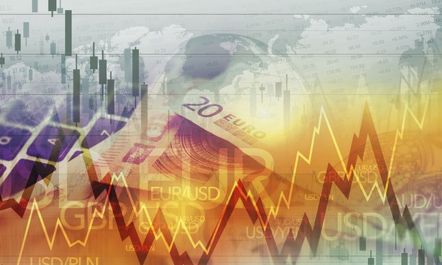 Kurs euro powyżej 4,32 zł. Funt tanieje