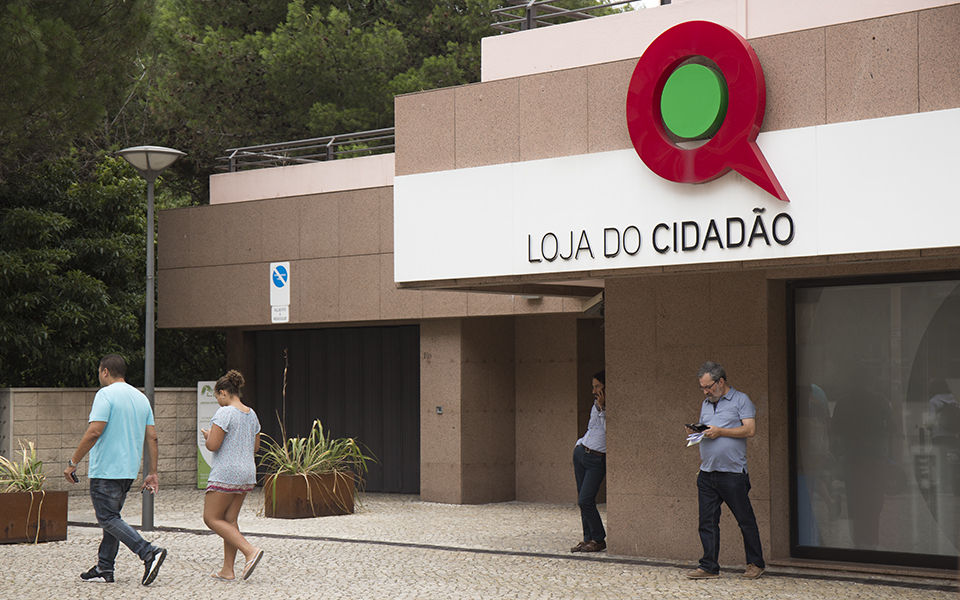Quer renovar cartão de cidadão em cinco minutos? Vai ser possível – O Jornal Económico