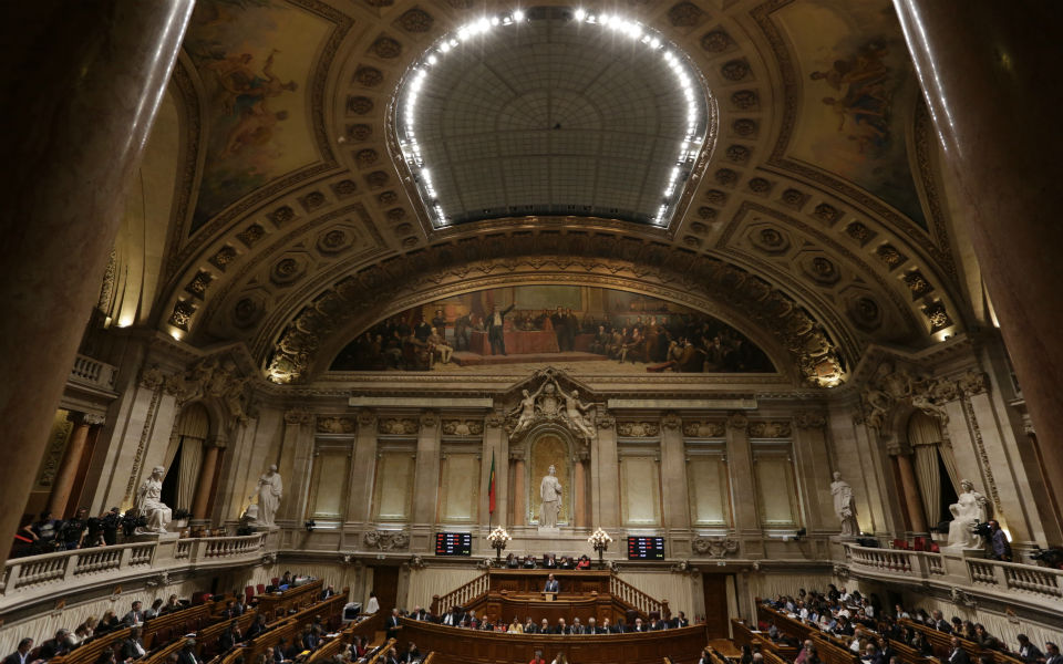 Respostas Rápidas. Contabilização integral do tempo congelado está garantida para os professores? – O Jornal Económico