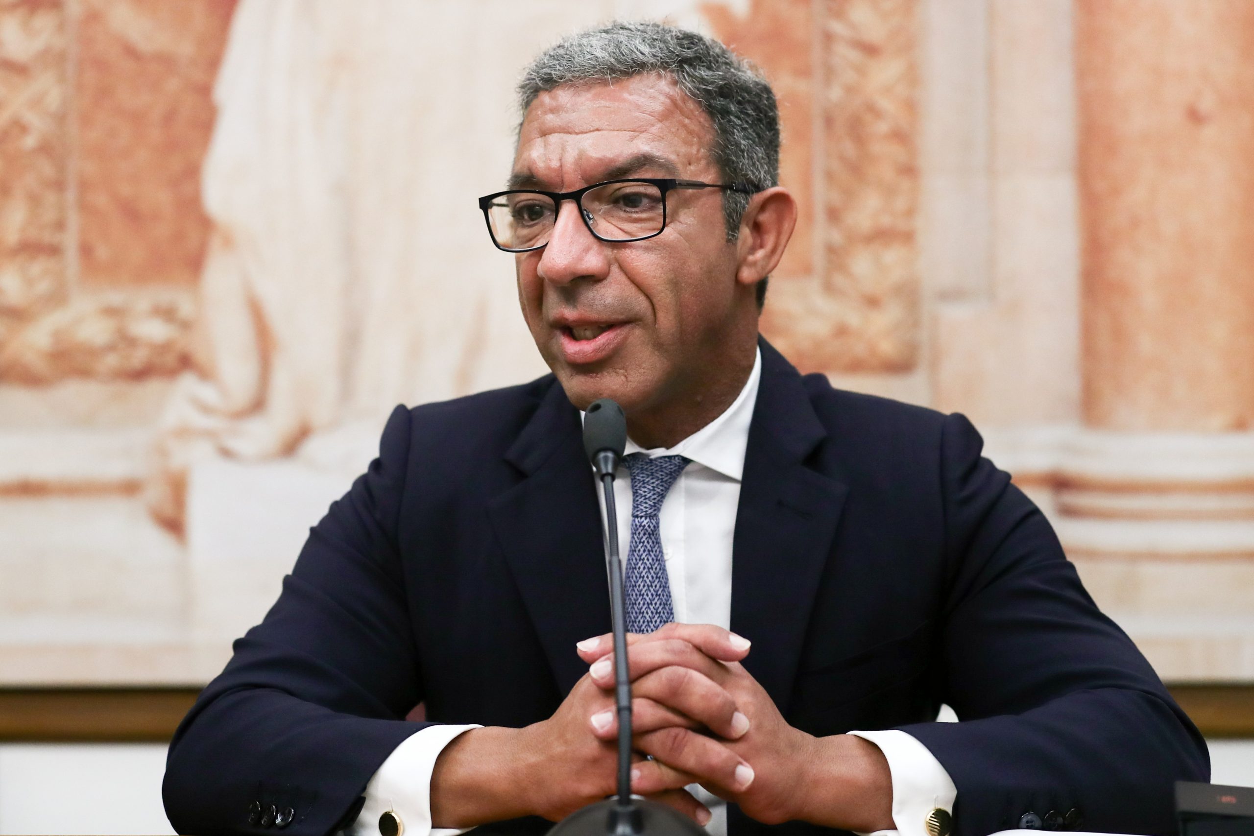 PSD pressiona Governo a resolver atrasos no SNS e a cumprir promessa sobre médicos de família – Observador