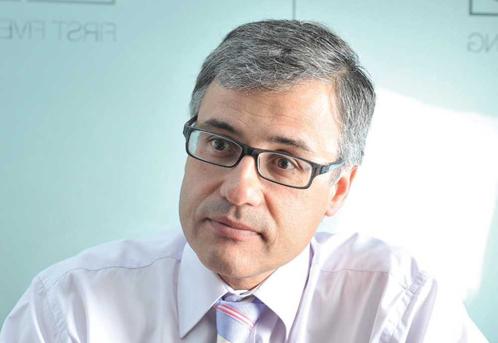 As televisões e a covid são os canhões da actividade política - Meios & Publicidade