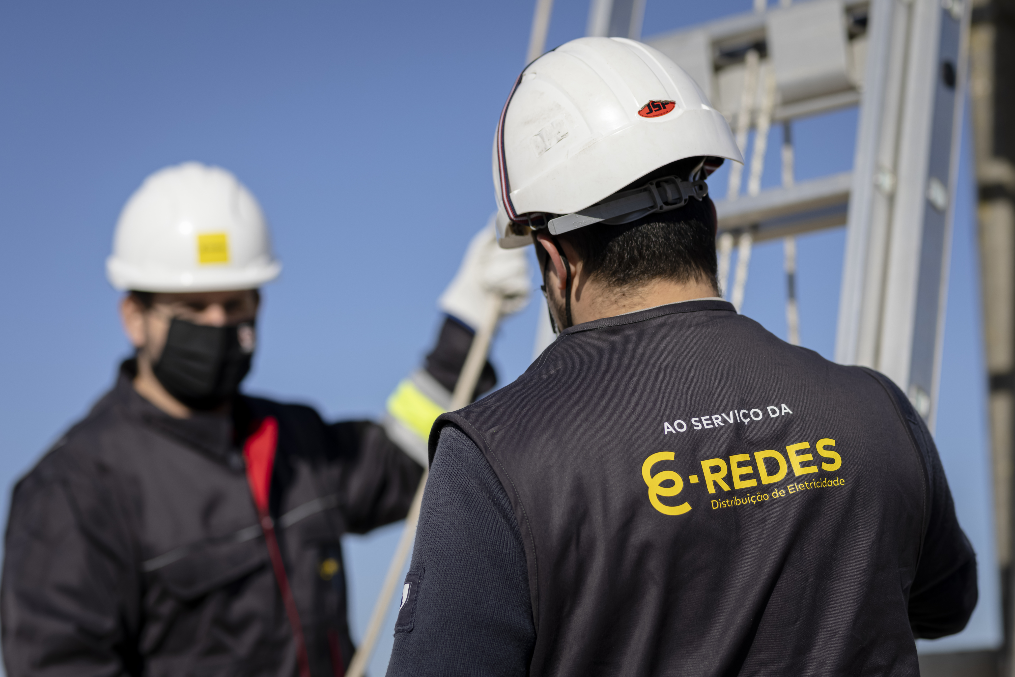 EDP Distribuição passa a E-Redes com alertas para risco de fraude devido a nova marca – Observador