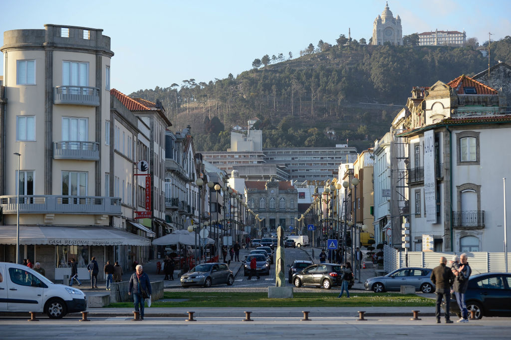 Empresa Águas do Alto Minho regulariza consumos suspensos em 2020 por erros nas faturas – Observador