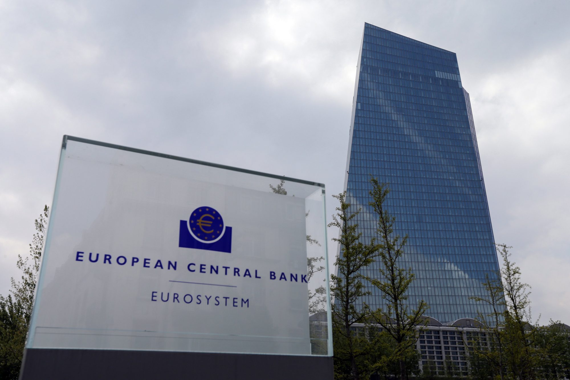 BCE deteta “financiamento irrelevante” no aumento de capital do Banco Popular em 2016 – Observador