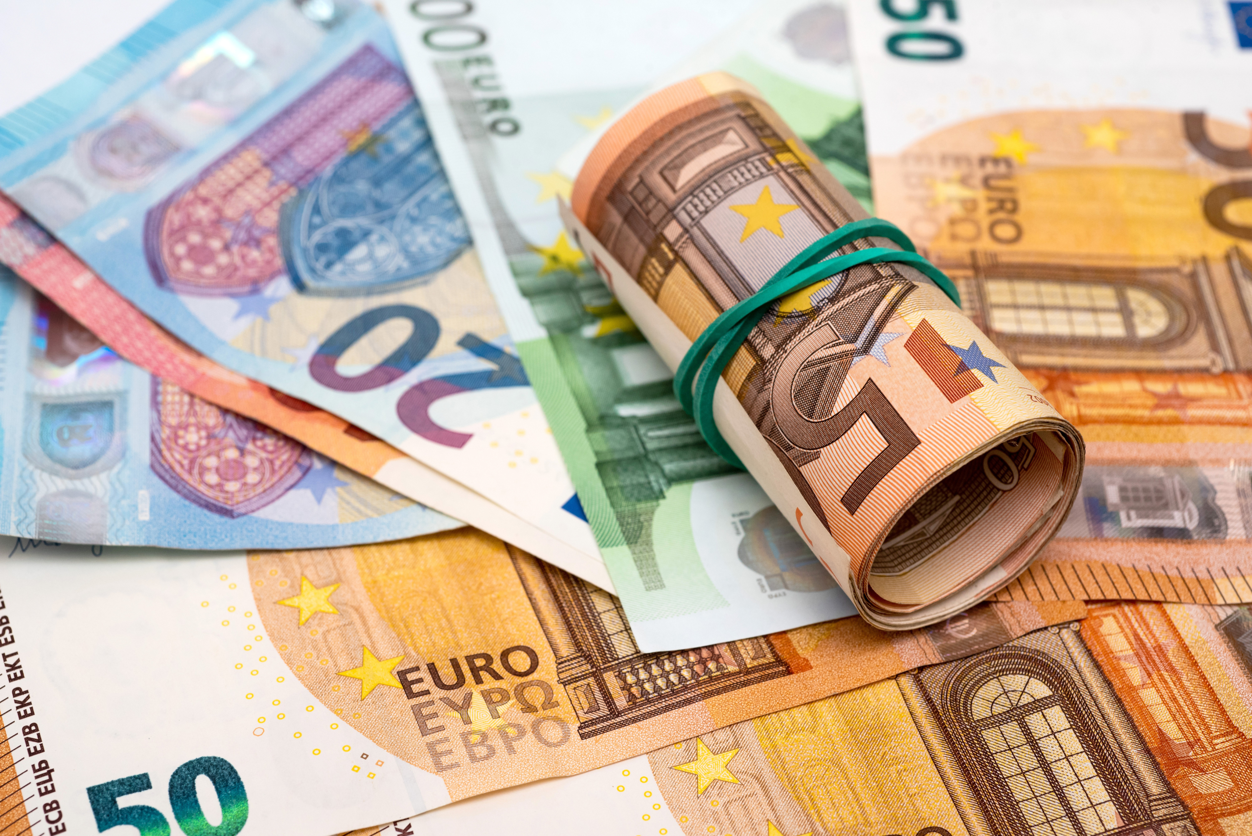 Desigualdade. Mulheres perderam 5,5 mil milhões de euros em 2020