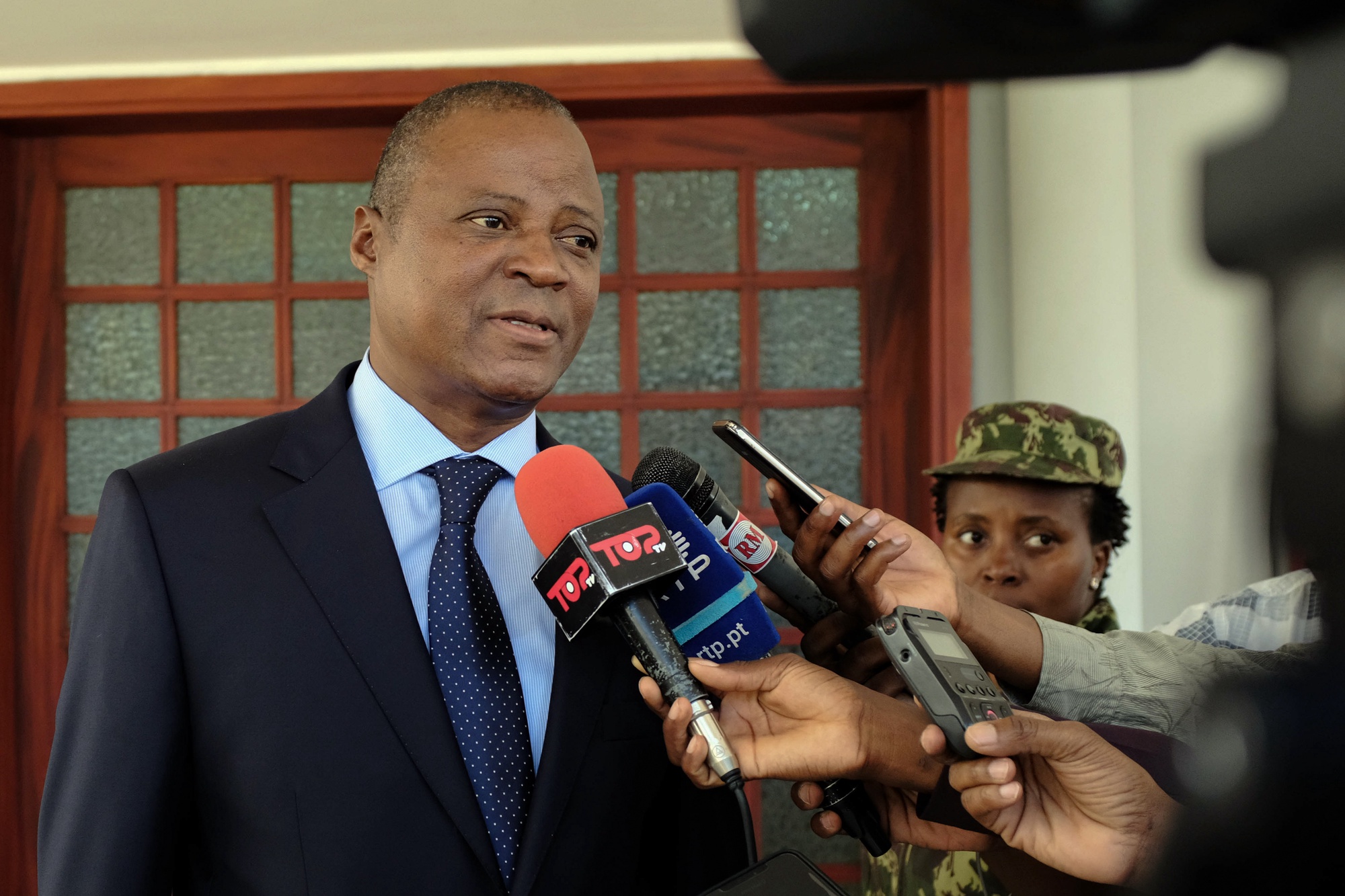 Ataques em Moçambique. Ministro da Defesa diz que ataque a Palma não coloca em causa exploração de gás