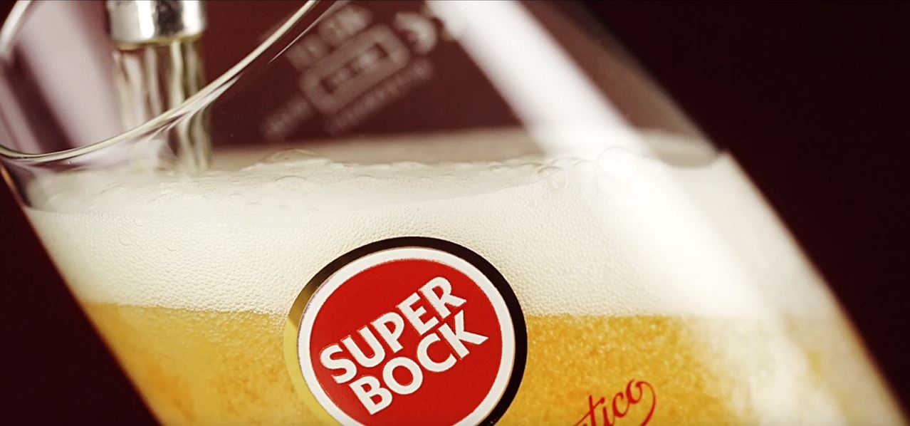 Primeiras cervejas à pressão no pós-confinamento são por conta da Super Bock - Meios & Publicidade