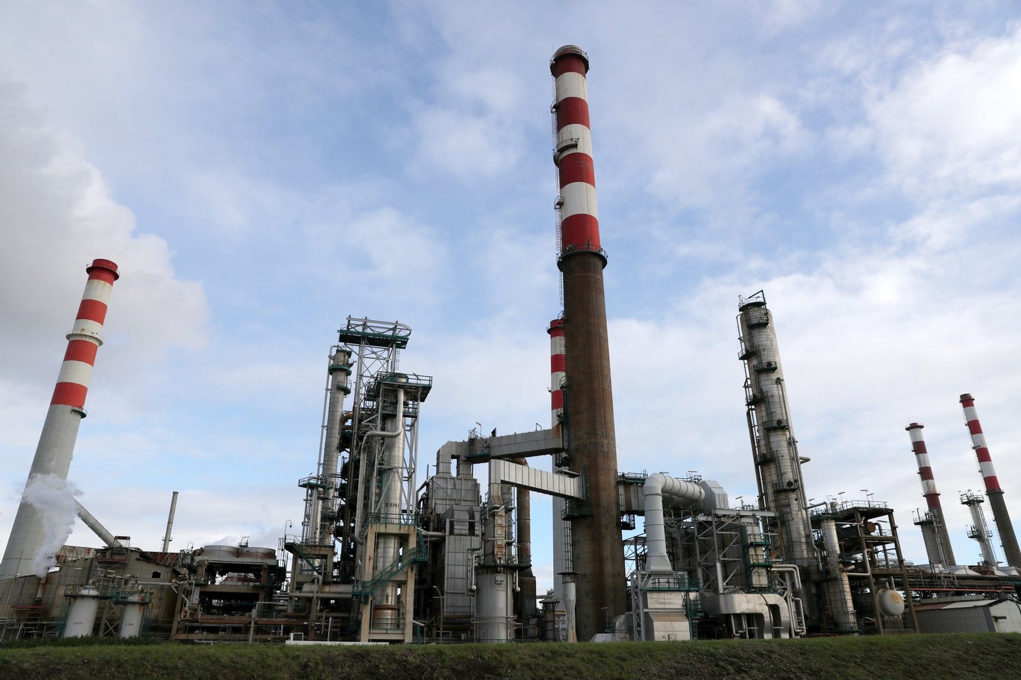 Câmara de Matosinhos quer parcela de terrenos da refinaria da Galp, desativada em abril, para uso público