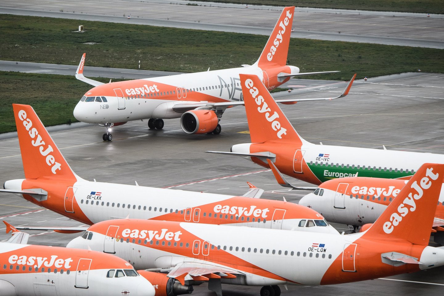 EasyJet reclama suspensão por um ano, "para testes", da taxa de carbono de 2 euros