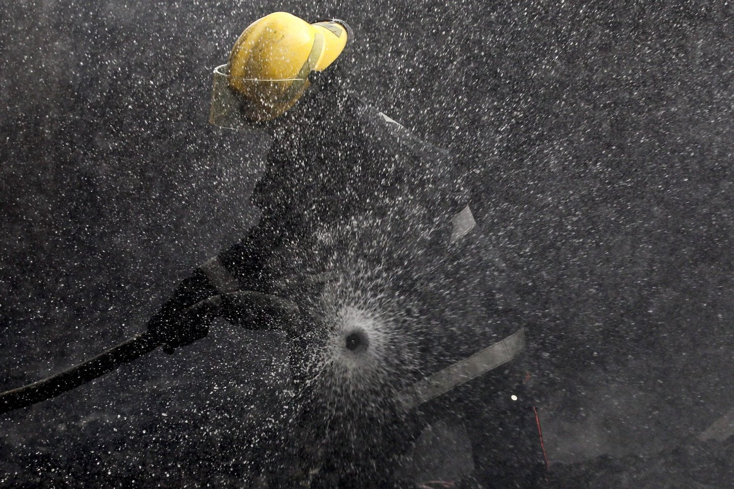 Dominado incêndio em empresa de reciclagem de plástico em Rio Maior