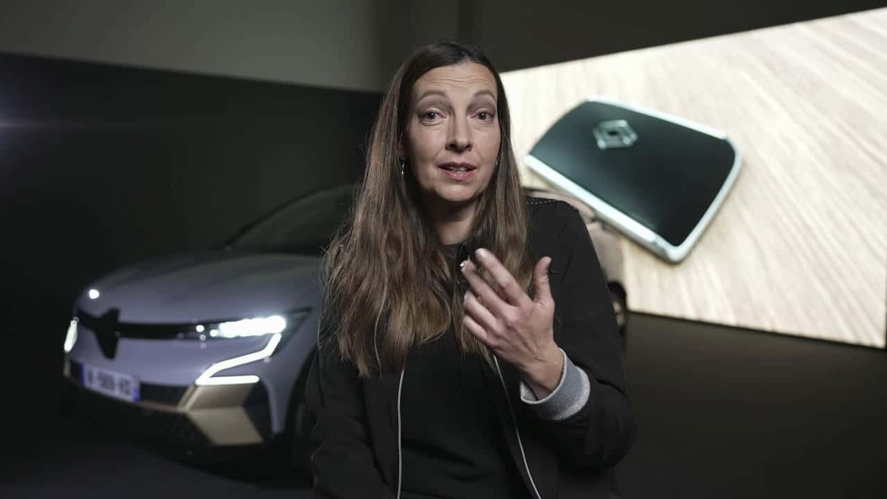 2022 Renault Hands Free Card