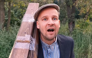 Звезда Квартала 95 показал ролик о деревянных Хаймарсах