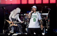 Limp Bizkit выпустила клип с дипфейками Путина, Байдена и Зеленского