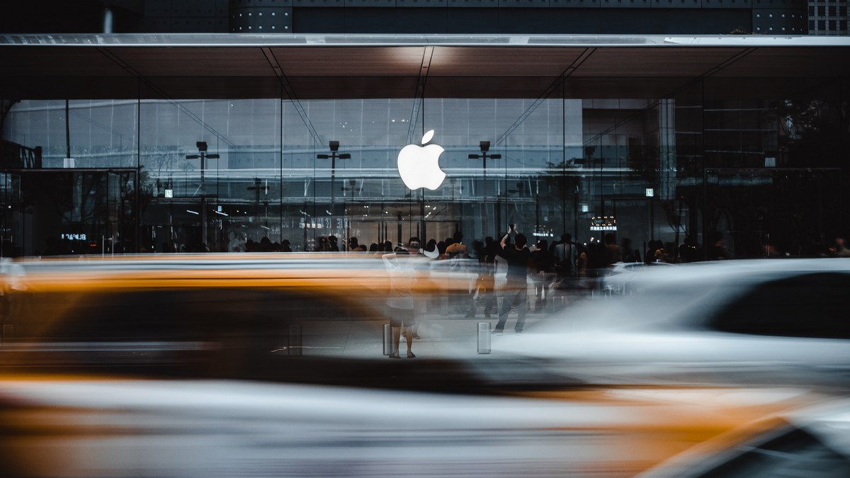 Решение суда – бывший работник Apple должен вернуть $19 млн за хищения в компании - новости Украины,