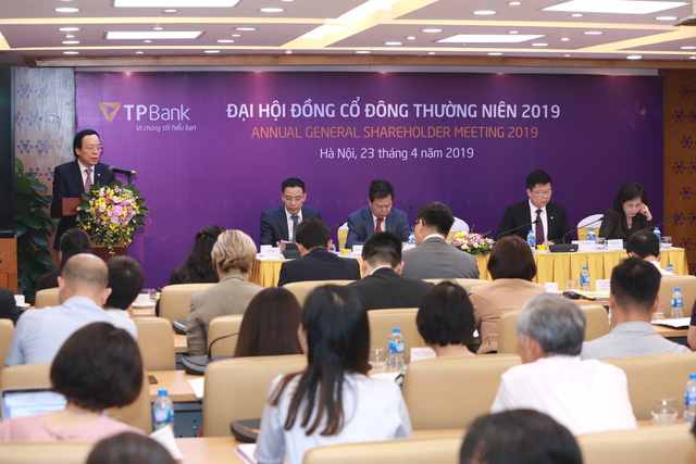 Cập nhật ĐHCĐ TPBank, HDBank, ACB, MSB, VietinBank, SHB ngày 23/4: Đồng loạt đặt mục tiêu lãi lớn và tăng vốn - Ảnh 1.