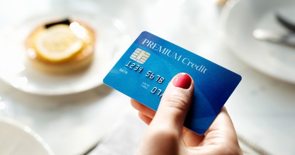 Ai đang làm chủ cuộc đua?