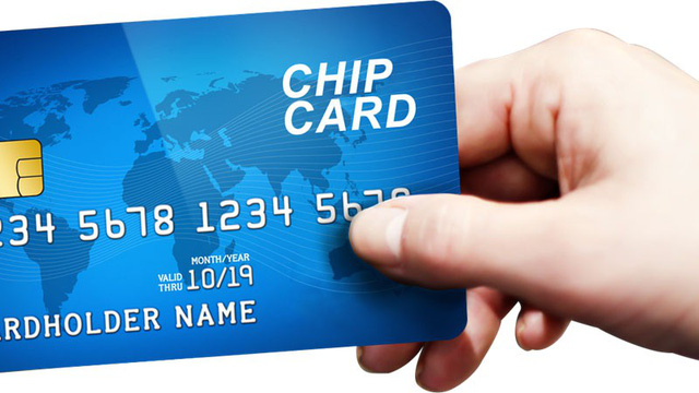 Chuyển đổi thẻ từ ATM sang thẻ chip, người dùng cần lưu ý gì? - Ảnh 1.