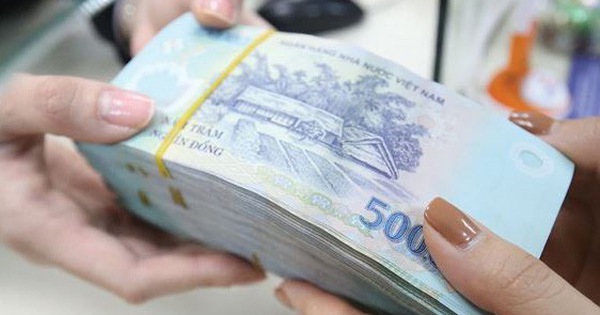 Người sắp cạn room, kẻ không tăng nổi