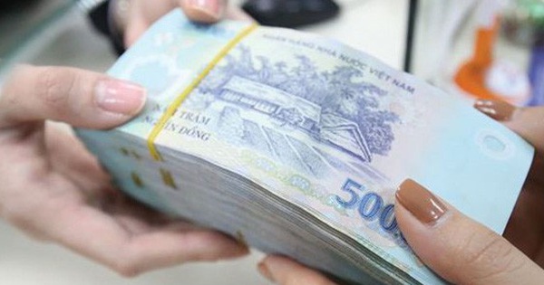 Vì sao hồ nước thượng nguồn không làm mát lãi suất?