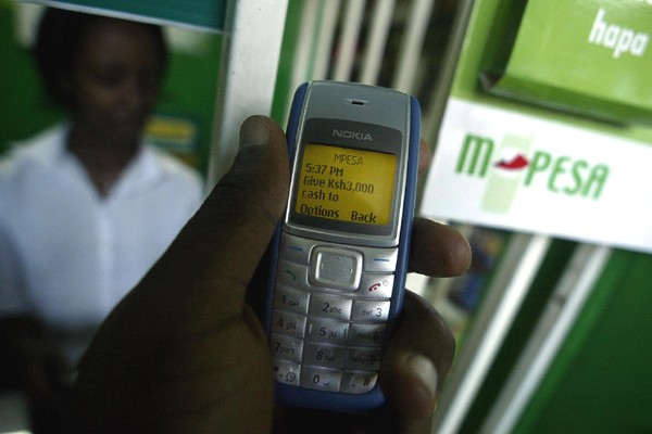 Mobile money sẽ tạo ra các tỷ phú nông dân nhờ bán hàng qua mạng - Ảnh 3. Mobile money sẽ tạo ra các tỷ phú nông dân nhờ bán hàng qua mạng - Ảnh 3.