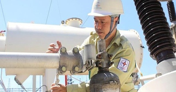 EVN đặt mục tiêu năm 2019, trên 43% khách hàng sử dụng điện thanh toán không dùng tiền mặt