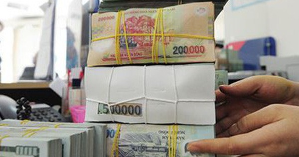 Lãi suất VND liên ngân hàng liên tiếp tăng nhanh