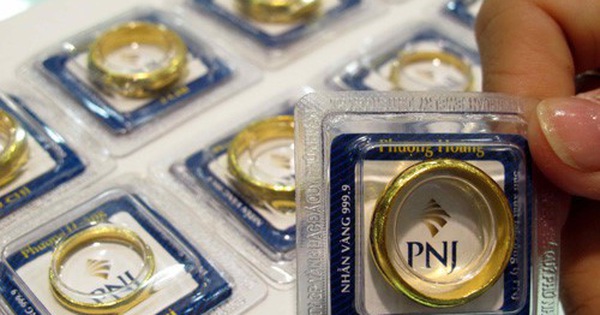 Tỷ giá tiếp tục tăng, vàng vẫn trên 39 triệu đồng/lượng