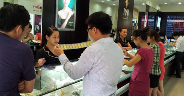 Vàng SJC đồng loạt vọt lên gần 37,5 triệu đồng/lượng