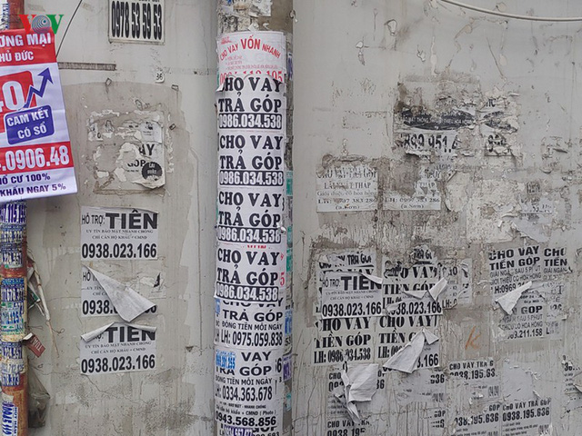 Tận thấy quảng cáo cho vay kiểu “tín dụng đen” ở vùng ven TPHCM - Ảnh 3.