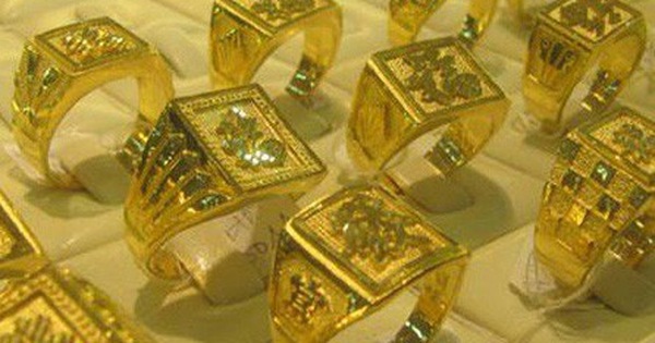 Cuối tuần giá vàng SJC rớt mạnh