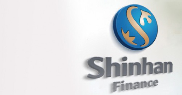 Ngân hàng ngoại gia tăng sức ép