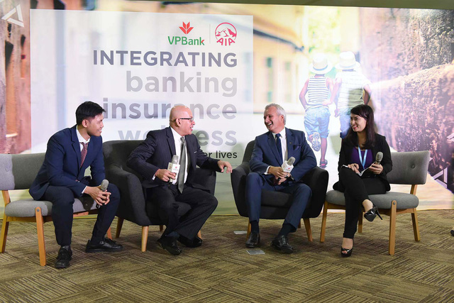 Ngân hàng thu trăm, nghìn tỷ từ bancassurance  - Ảnh 1.